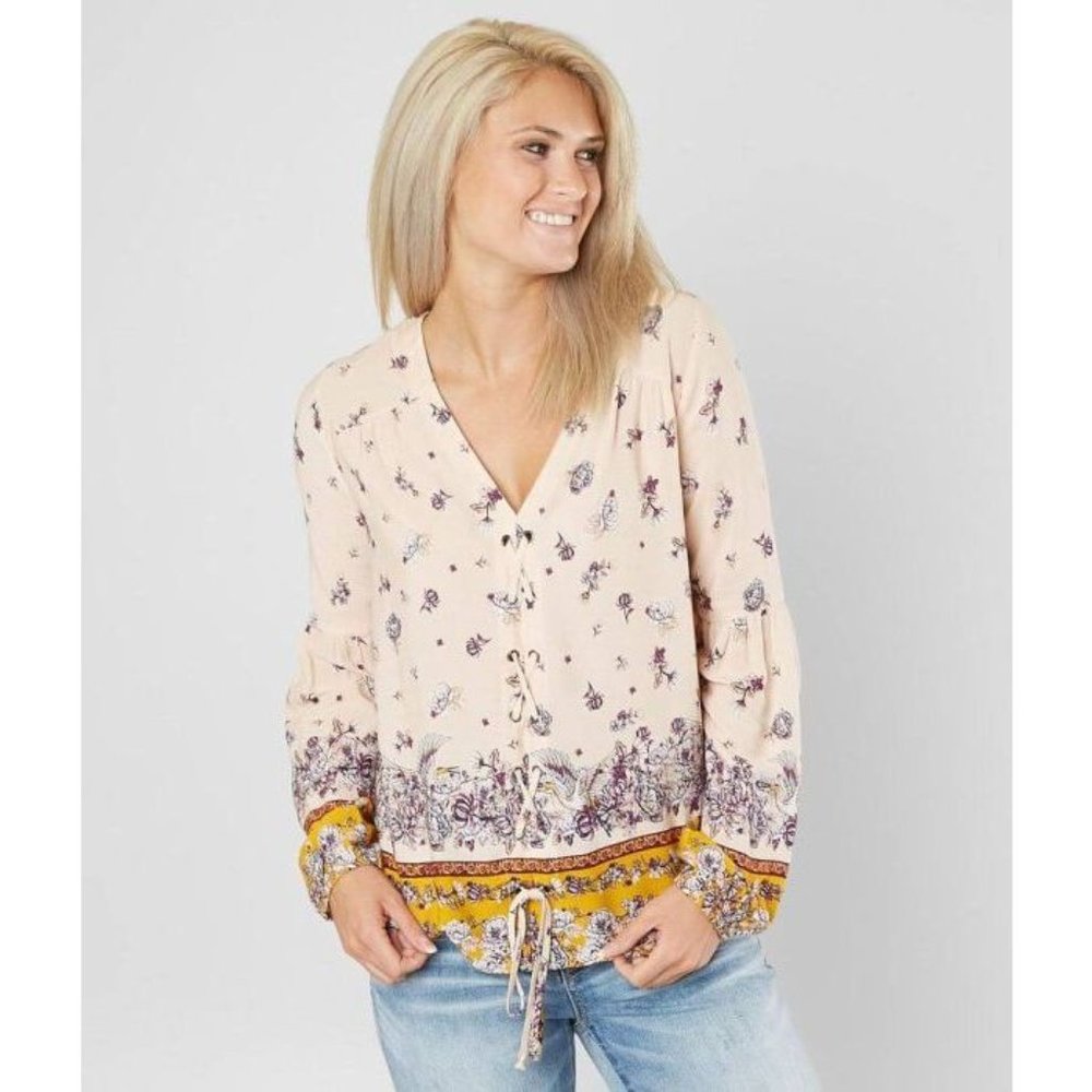 Buckle Daytrip Floral Lace Up Top XS